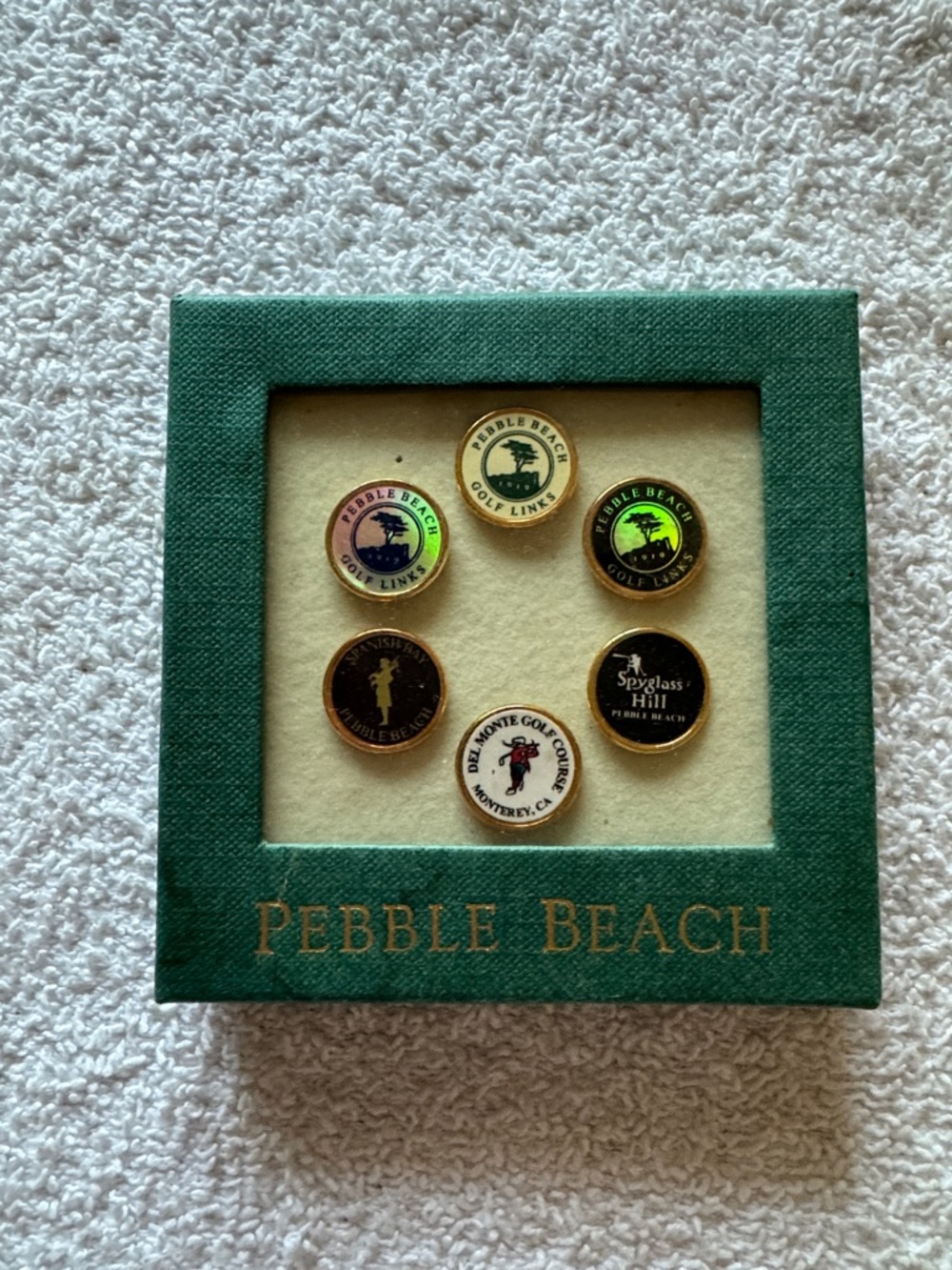 Pebble Beach Green and Gold Decorative Golf Marker Display Set